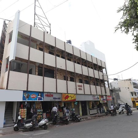 Nova Hotel Star Palace Rajkot Dış mekan fotoğraf