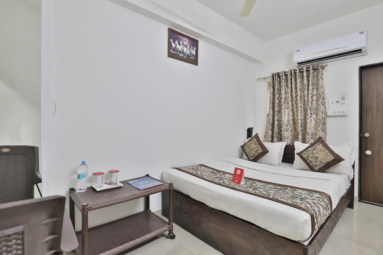 Nova Hotel Star Palace Rajkot Dış mekan fotoğraf