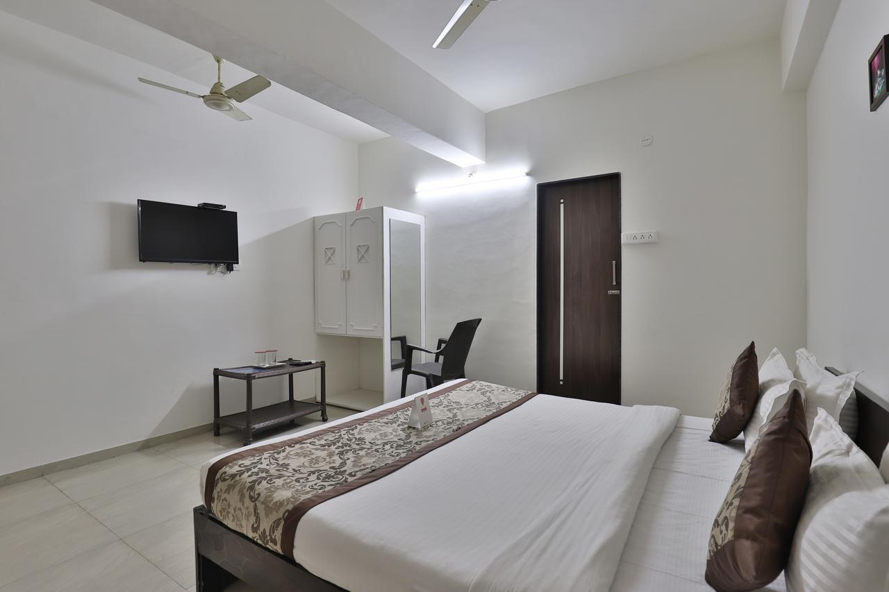Nova Hotel Star Palace Rajkot Dış mekan fotoğraf
