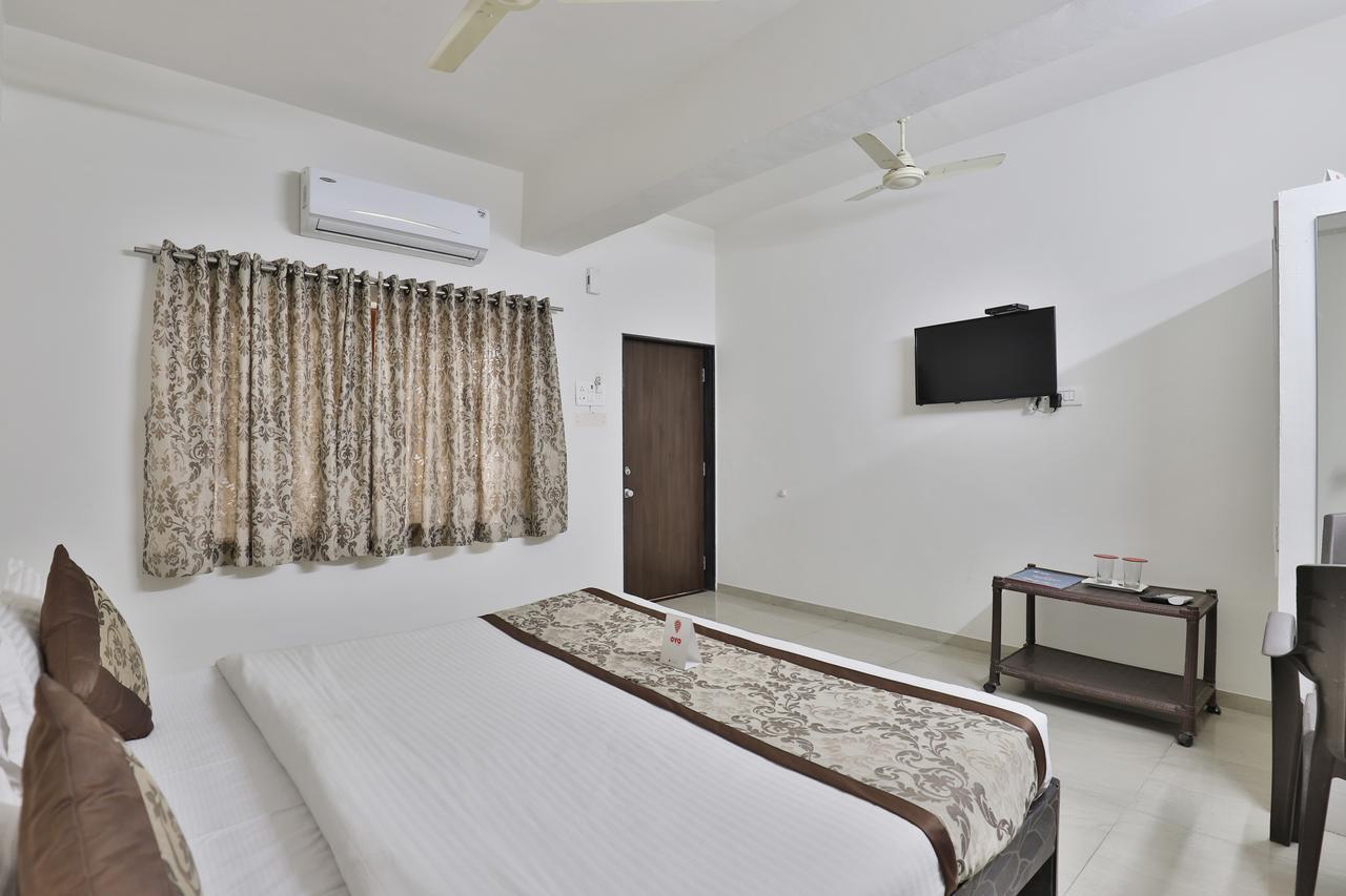 Nova Hotel Star Palace Rajkot Dış mekan fotoğraf